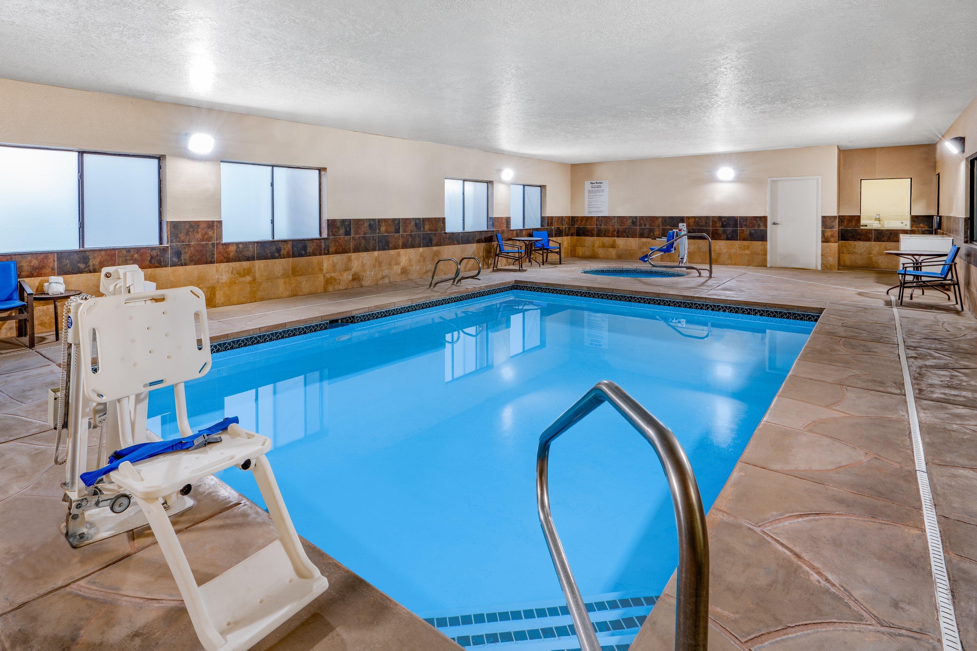 Holiday Inn Express Hotel & Suites Albuquerque - North Balloon Fiesta Park By Ihg Екстериор снимка